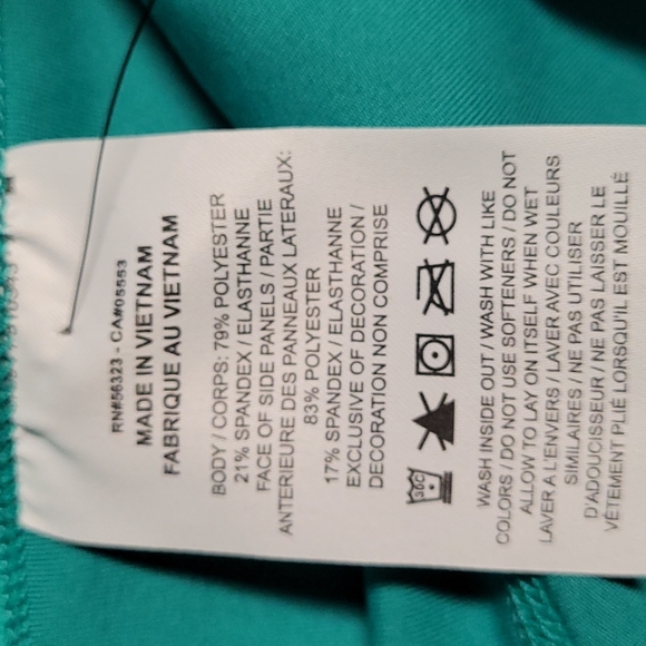 Nike Performance Shorts - Picture 9 of 10